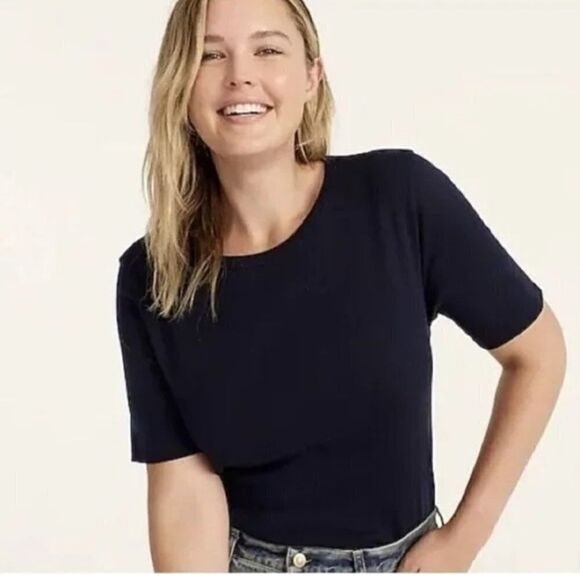 J. Crew Perfect Fit Black Fitted Short Sleeve T-Shirt - Picture 1 of 4